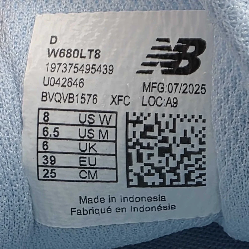 New Balance Fresh Foam 680 v8 Running Shoes Womens Size 8 D Wide Blue W680LT8